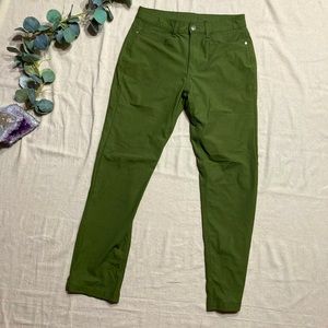 Swiss Tech Green Utility Pants | Women’s Size 30”